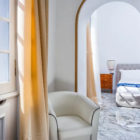 Queen Palace Suites Rome Buitenkant foto
