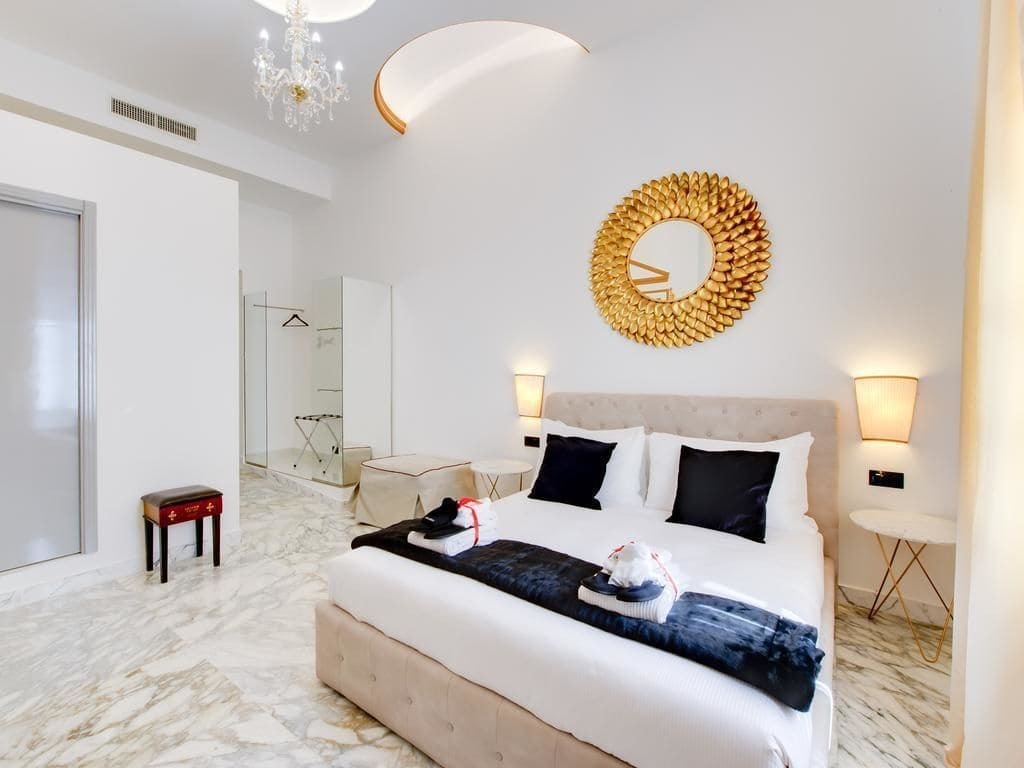 Queen Palace Gasthuis 2*